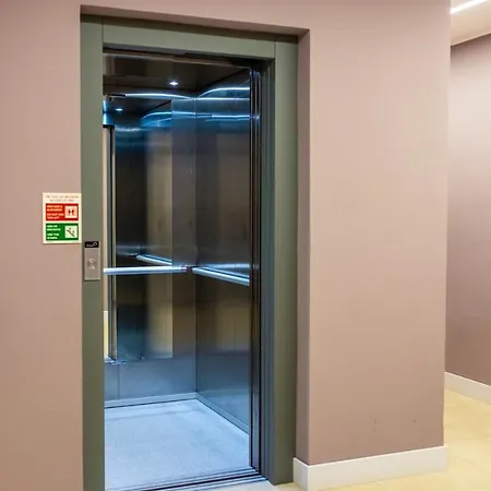 Apartament Luxury Near Cais Do Sodre Lizbona