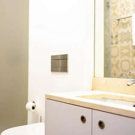 Apartment Luxury Near Cais Do Sodre *